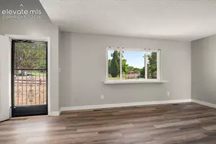 1704 E 19th St, Pueblo, CO 81001 - Photo 2