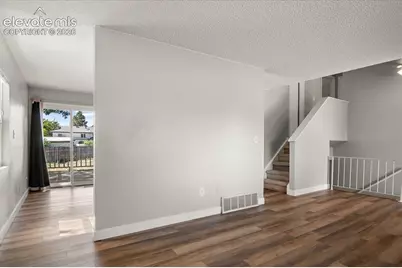 1704 E 19th Street, Pueblo, CO 81001 - Photo 4