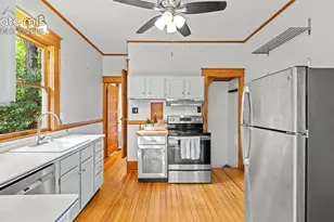 3039 W Bijou St, Colorado Springs, CO 80904 - Photo 12