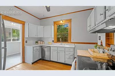 3039 W Bijou Street, Colorado Springs, CO 80904 - Photo 14