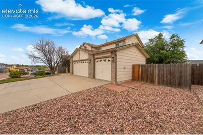 7325 Sue Lane, Colorado Springs, CO 80925 - Photo 2
