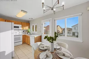 5185 Balsam St, Colorado Springs, CO 80923 - Photo 4