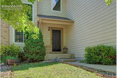 6365 Shirecliff Drive, Colorado Springs, CO 80918 - Photo 4