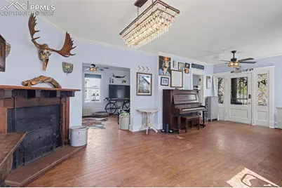 819 Duclo Avenue, Manitou Springs, CO 80829 - Photo 14