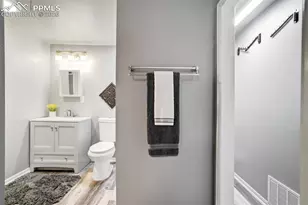 1126 N Corona St, Colorado Springs, CO 80903 - Photo 36