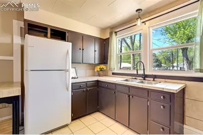 1126 N Corona Street, Colorado Springs, CO 80903 - Photo 16