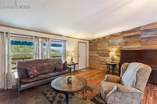 1703 Arapahoe Dr, Florissant, CO 80816 - Photo 10