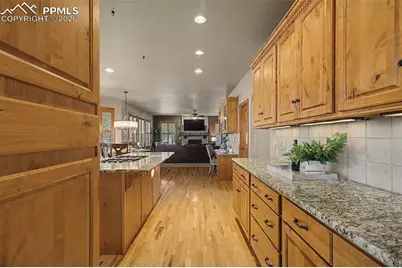 17536 Cabin Hill Lane, Colorado Springs, CO 80908 - Photo 12