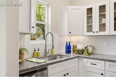 724 N Royer Street, Colorado Springs, CO 80903 - Photo 8