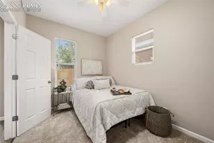 724 N Royer St, Colorado Springs, CO 80903 - Photo 14