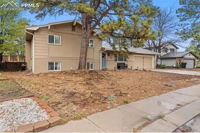 3288 W Parade Circle, Colorado Springs, CO 80917 - Photo 2
