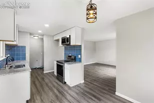 2149 Whitewood Dr, Colorado Springs, CO 80910 - Photo 10