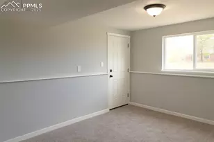 4455 N Anjelina Circle, Colorado Springs, CO 80916 - Photo 8