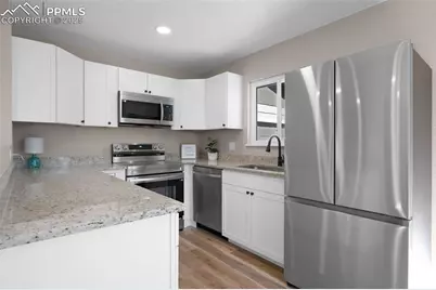 2114 Pepperwood Drive, Colorado Springs, CO 80910 - Photo 8