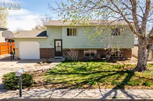 157 Cherry Cir, Fountain, CO 80817 - Photo 2