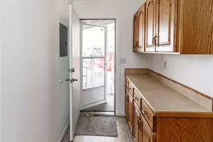 2824 W Pikes Peak Ave, Colorado Springs, CO 80904 - Photo 12