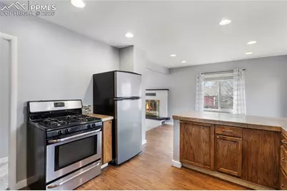 908 1/2 Bennett Avenue, Colorado Springs, CO 80909 - Photo 14
