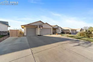 5405 Peregrine Dr, Pueblo, CO 81005 - Photo 42