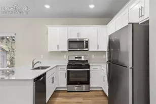 1116 Babette Hts, Colorado Springs, CO 80904 - Photo 6
