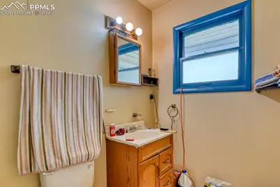 1509 W Platte Avenue, Colorado Springs, CO 80904 - Photo 34