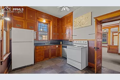 1919 W Colorado Avenue, Colorado Springs, CO 80904 - Photo 18