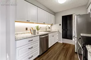 411 Lakewood Circle, Colorado Springs, CO 80910 - Photo 12