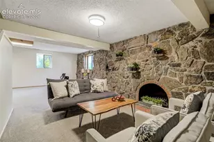 322 W Cheyenne Mountain Blvd, Colorado Springs, CO 80906 - Photo 32