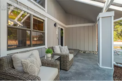 322 W Cheyenne Mountain Boulevard, Colorado Springs, CO 80906 - Photo 2