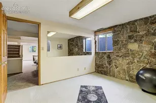322 W Cheyenne Mountain Blvd, Colorado Springs, CO 80906 - Photo 38