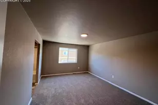 1826 Sandtoft Hts, Colorado Springs, CO 80951 - Photo 8