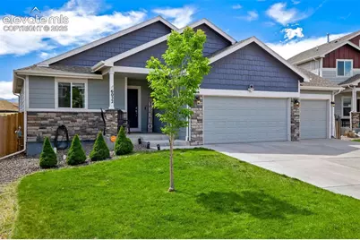 6022 Meadowbank Lane, Colorado Springs, CO 80925 - Photo 2