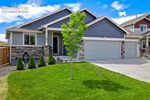 6022 Meadowbank Ln, Colorado Springs, CO 80925 - Photo 2