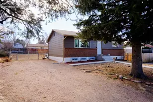 4717 S Gracemoor Cir, Colorado Springs, CO 80917 - Photo 2