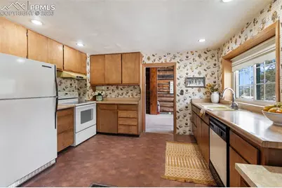 2300 Rampart Range Road, Woodland Park, CO 80863 - Photo 20