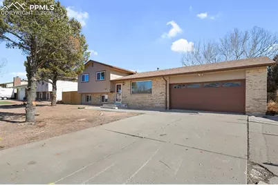 4038 West Drive, Pueblo, CO 81008 - Photo 2