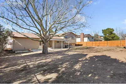 4038 West Drive, Pueblo, CO 81008 - Photo 26