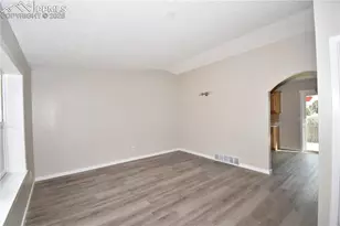 4233 Moonbeam Dr, Colorado Springs, CO 80916 - Photo 4