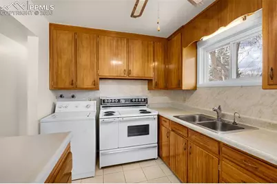 3406 N Institute Street, Colorado Springs, CO 80907 - Photo 8