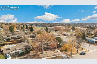 2207 McArthur Avenue, Colorado Springs, CO 80909 - Photo 34