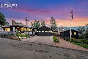 210 Mesa Ave, Manitou Springs, CO 80829 - Photo 2