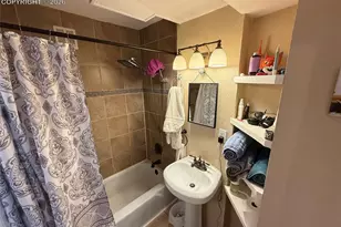 220 Willow St, Colorado Springs, CO 80903 - Photo 18