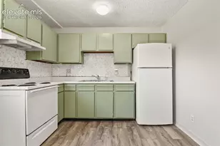 1165 Chiricahua Loop, Colorado Springs, CO 80915 - Photo 8