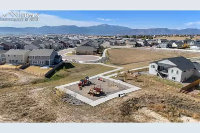 8364 Mosby Way, Colorado Springs, CO 80908 - Photo 4