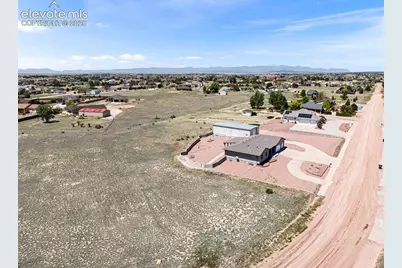 1195 S Los Charros Drive, Pueblo, CO 81007 - Photo 30
