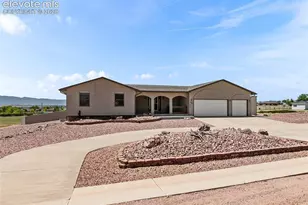 1195 S Los Charros Dr, Pueblo, CO 81007 - Photo 38