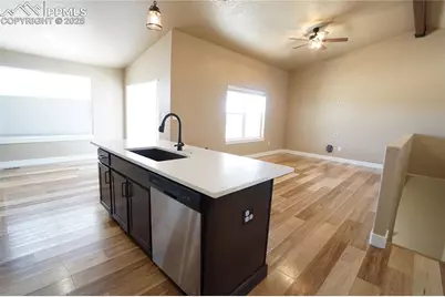 1392 N Moonbeam Drive, Pueblo, CO 81007 - Photo 18