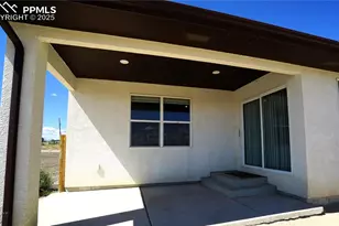 1392 N Moonbeam Dr, Pueblo, CO 81007 - Photo 32