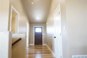 1392 N Moonbeam Dr, Pueblo, CO 81007 - Photo 4