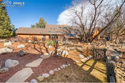 9 Swallow Drive, Colorado Springs, CO 80904 - Photo 8