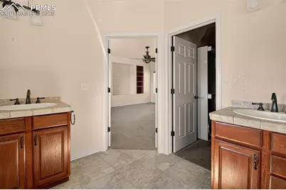 13950 Herring Road, Colorado Springs, CO 80908 - Photo 22